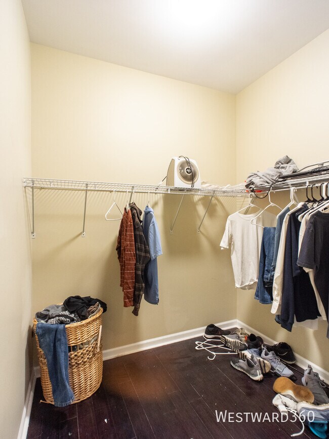 Photo - 1906 W 17th St Unit 1