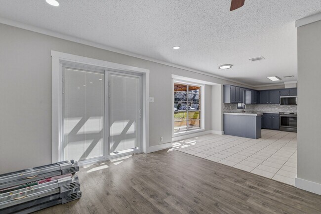 Photo - 32 Forest Dr