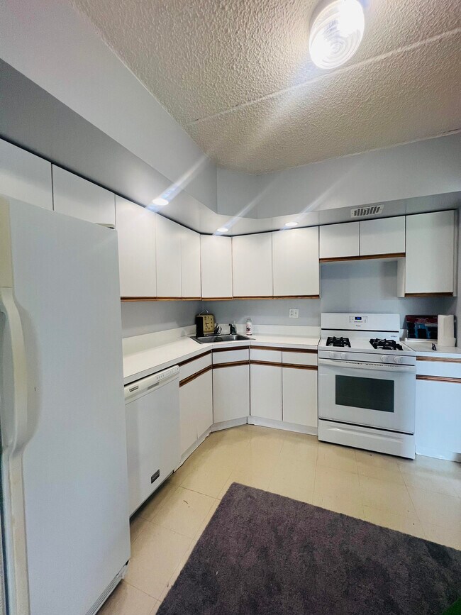 Photo - 7131 Park Ave Unit 71-31 Park ave.