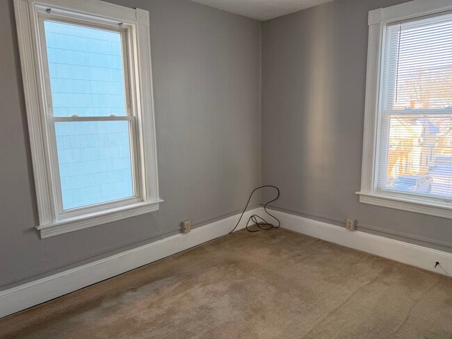 Photo - 561 Rimmon St