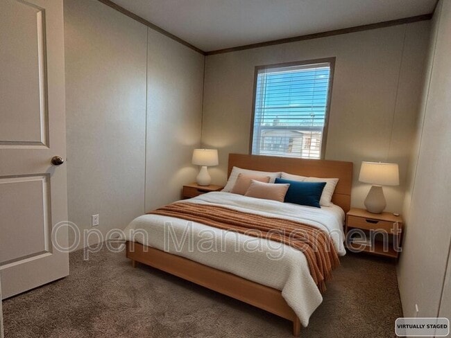 Photo - 725 S 12th St