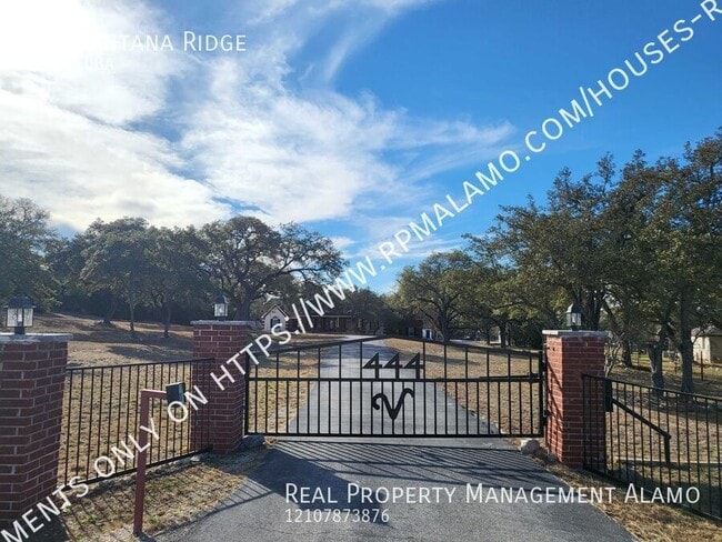 Photo - 444 Lantana Ridge