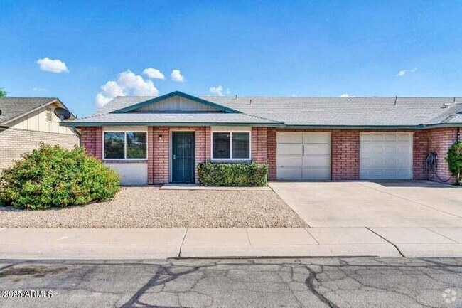 Building Photo - 9639 W Cinnabar Ave Rental