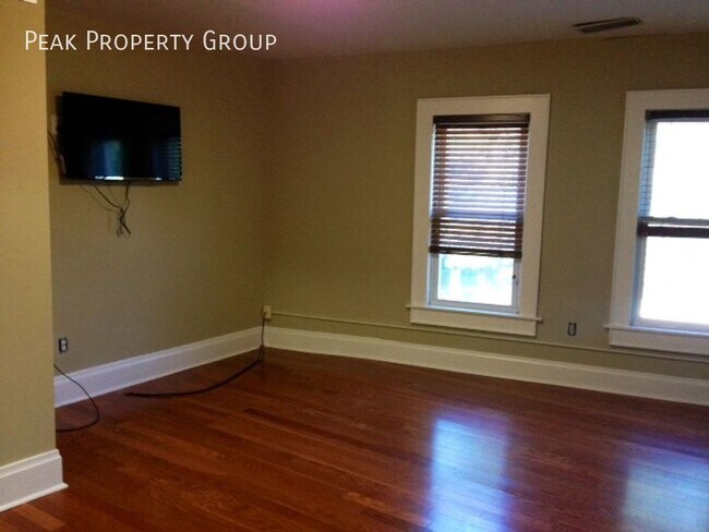 Photo - 1663 N Pearl St