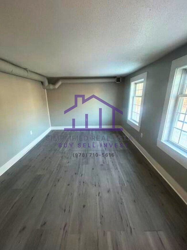 Photo - 418 River St Unit 1