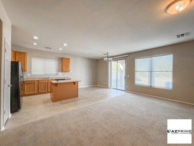 Photo - Exquisite 3/2 Tolleson House with Spacious Backyard!