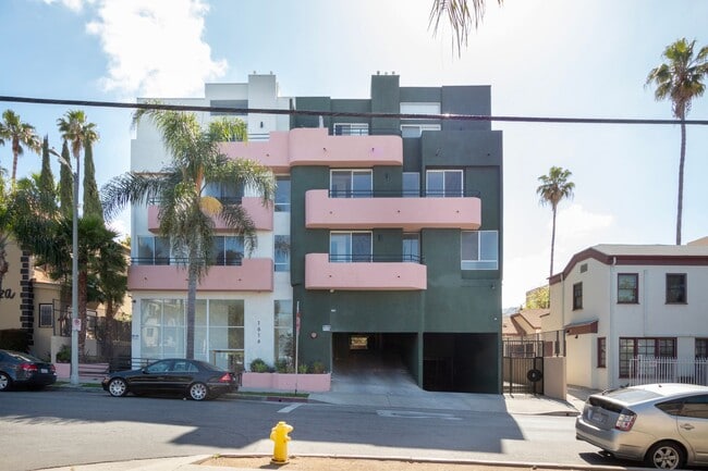 Welcome to 1616 Serrano Ave