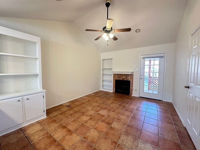 Photo - 2882 Mackey Ln