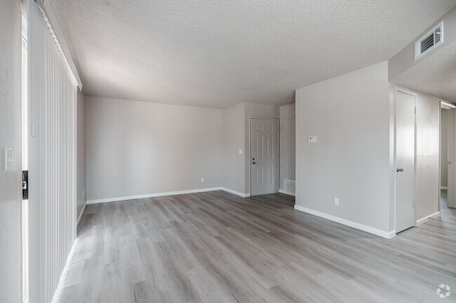 2BR, 1BA - 848SF - Living Room - Summerfield Apartments