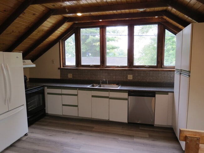 Photo - 11 Plumb St