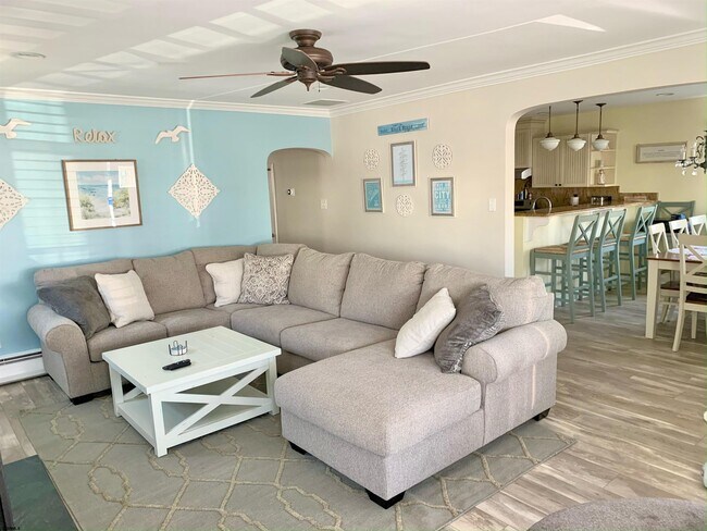 Photo - 210 N Jerome Ave