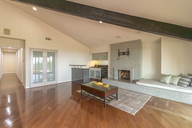 Photo - 1212 Arno Dr