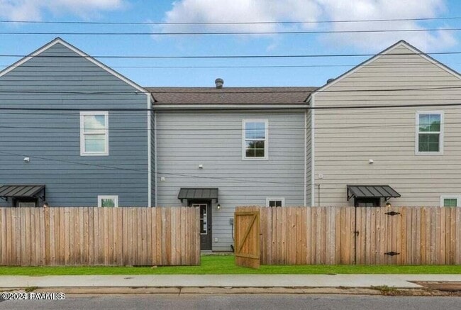Photo - 104 Whittington Dr