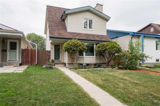 Building Photo - 627 Novavista Dr