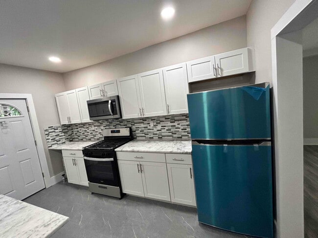 Photo - 98 Ellis Ave Unit 98 Ellis Ave 1st fl