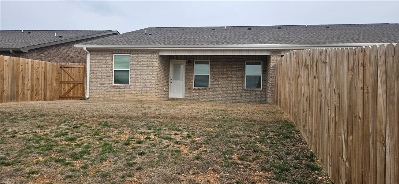 Photo - 523 NW 68th Ave