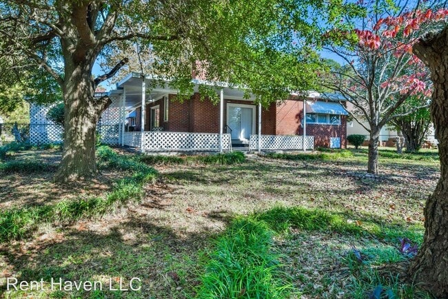 Photo - 4121 Chesterfield Dr