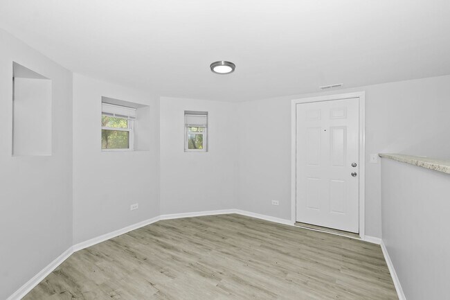 Photo - Two Bedroom in Washington Park!