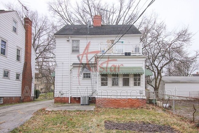 Photo - 3801 Woodridge Rd