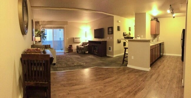Photo - Riverstone Place Apartments