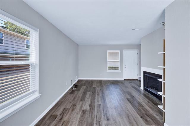 Photo - 610 Ridgeline Dr