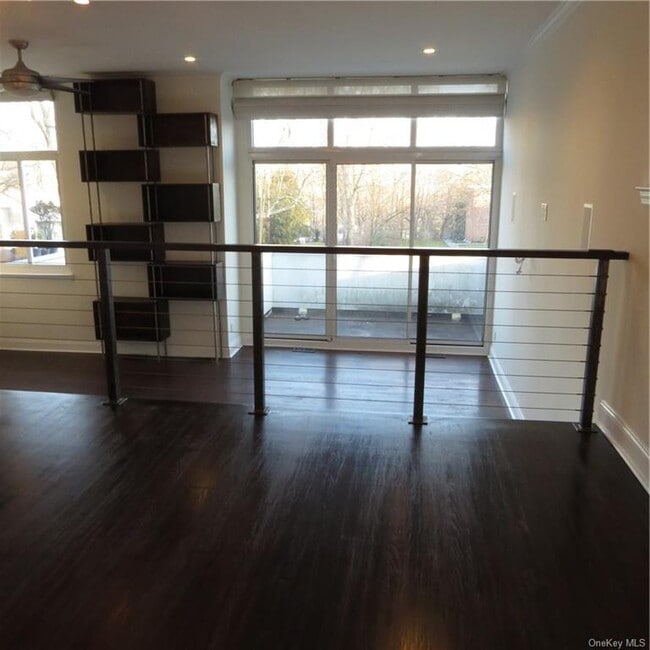 118 Tallwood Dr Condo Condo for Rent in Hartsdale, NY