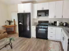 Photo - 18029 Bullock St