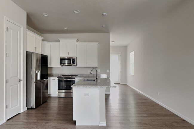 Photo - 3109 King Palm Dr