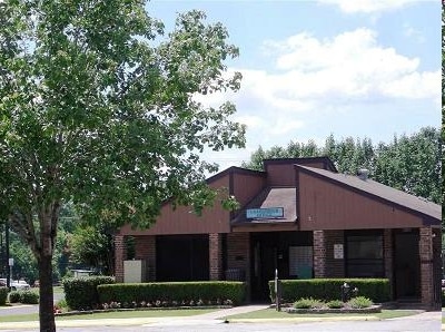 Greenbriar Apartments - Greenbriar Apartments