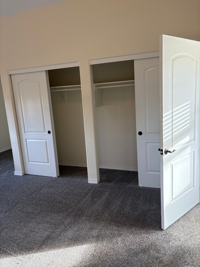 Photo - 40197 SW Nelson Dr