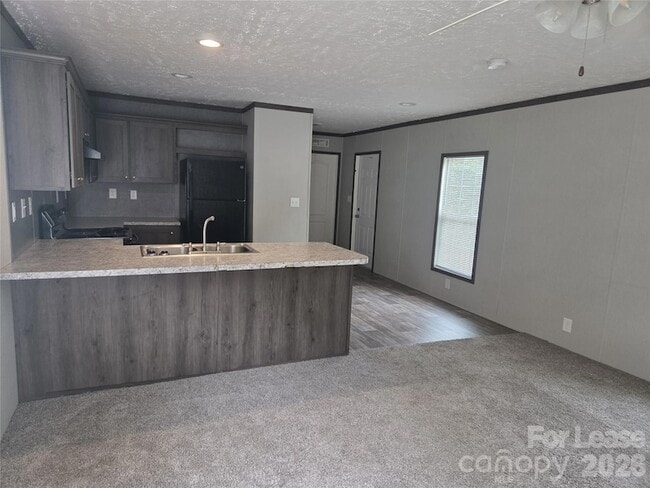 213 Kimberly Cir
