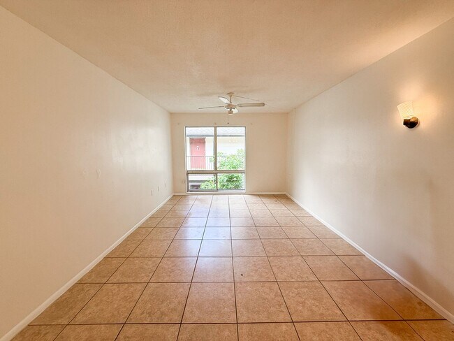 1700 SW 16th Ct Unidad M26,