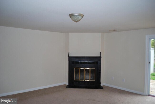 Photo - 4655 Whitaker Pl