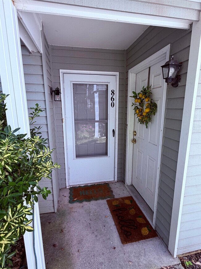 Photo - 860 E Fishers Creek Rd Unit 860