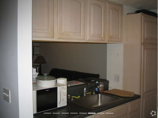 Building Photo - 1347 Commonwealth Ave Unit 1345 Rental