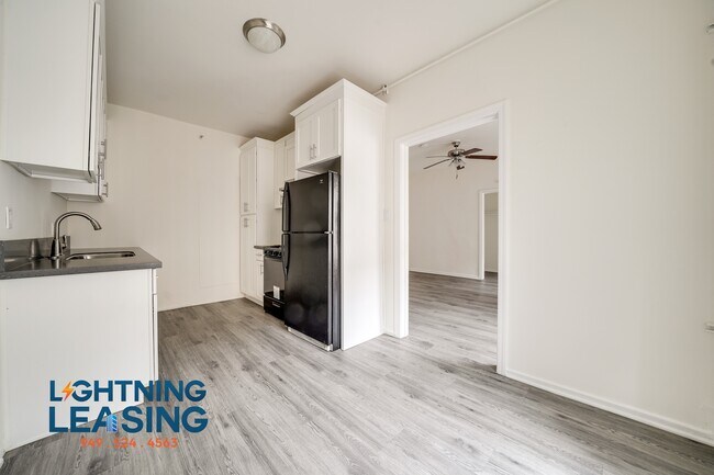 Building Photo - 5231 Monte Vista St Unit 206D Rental
