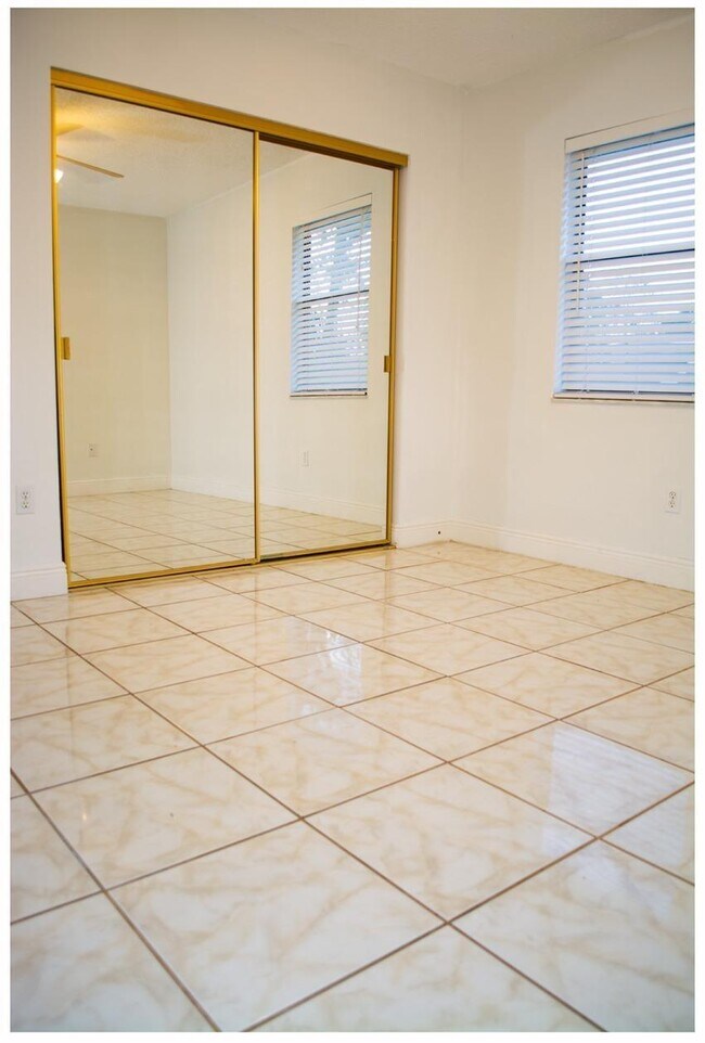 Photo - 1061 Goldenrod Rd