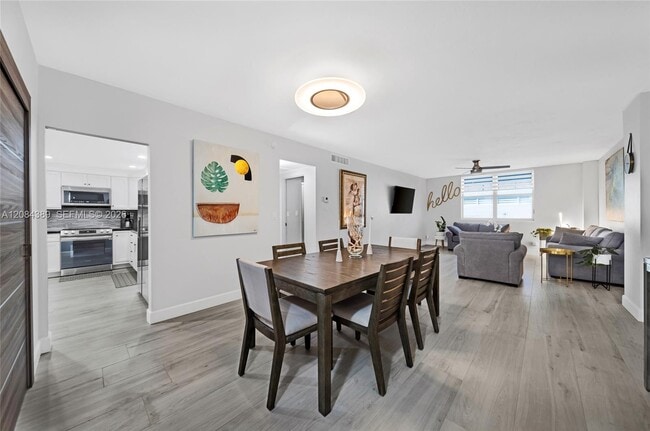 Photo - 4250 Galt Ocean Dr Unit 1J