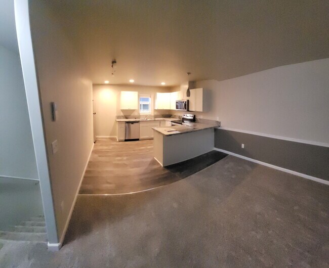 Photo - 7852 Jacqueline Way