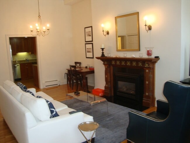 Photo - 271 Beacon St Unidad 2