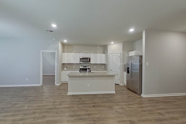 Photo - 110 Yardley Ct