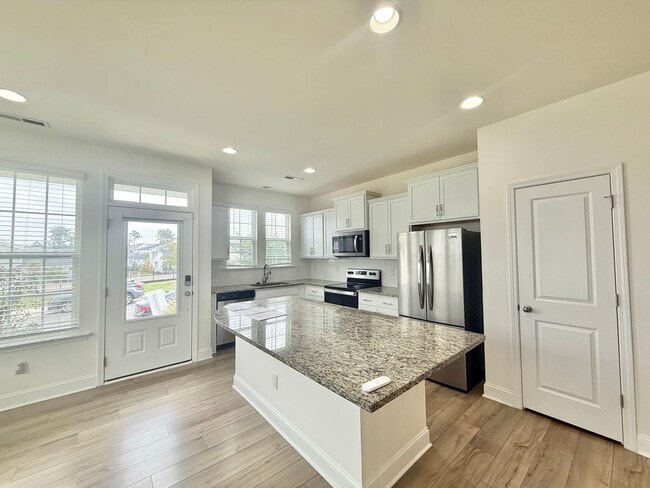 Photo - 1826 Grassy Falls Ln