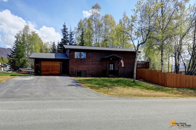 Building Photo - Birch Lane in Eagle River