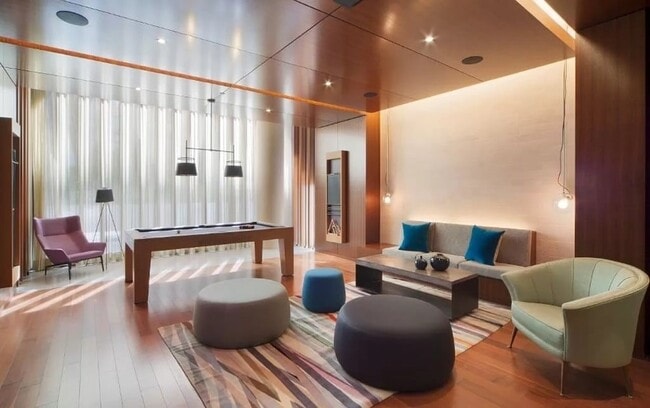550 W 45th St Unit 640