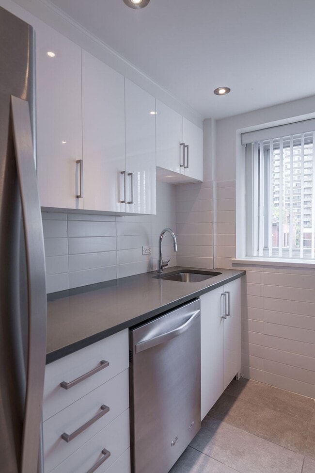 Photo - Drummond Plaza