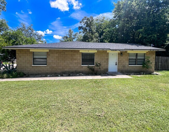 Building Photo - 2292 - Sugarfoot Oaks Unit B Rental