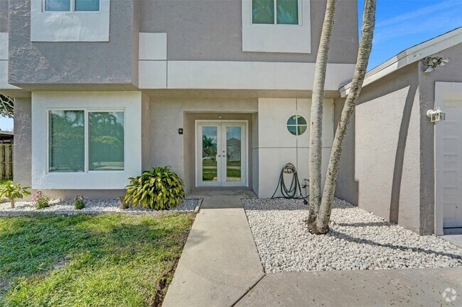 Building Photo - 9849 Ridgecreek Rd Rental