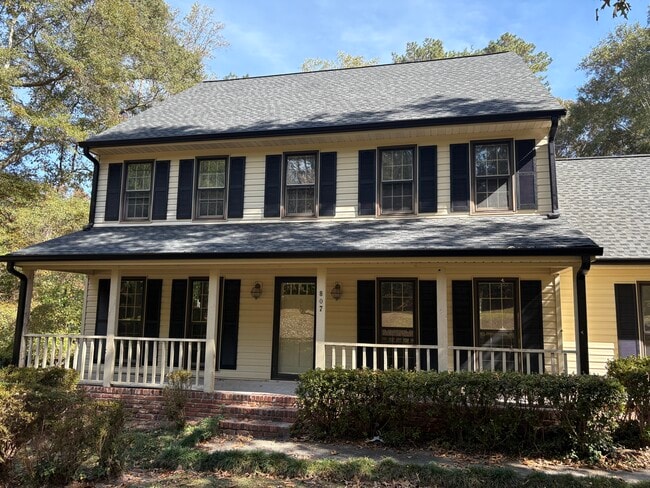 Building Photo - 807 Oak Bridge Ln