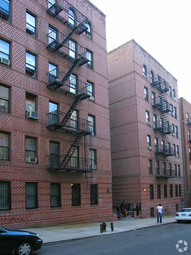 Photo - 1775-1785 Davidson Ave