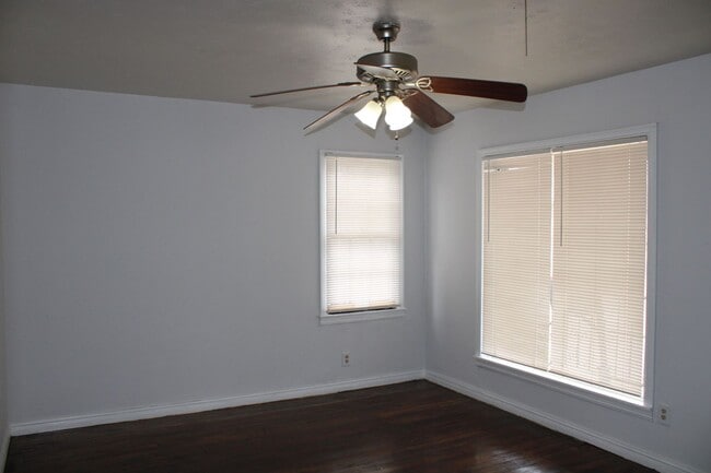 Photo - Oliver -Eakle Dollhouse 2/1/1 Located by the Amarillo College